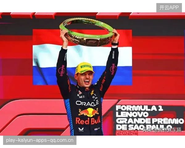 F1新加坡站：维斯塔潘的“超级大反转”与勒克莱尔的“逆袭之旅”——如何从“黑马”到冠军？